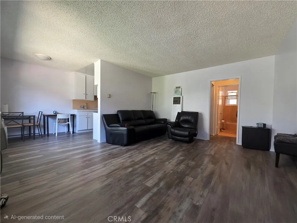 Residential Lease for rent at 735 Cedar Avenue, Long Beach, Los Angeles County, CA featuring 1 bed and 1 bath