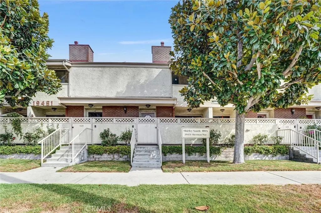 19451 Sherman Way 504, Reseda, CA — listing photo 1