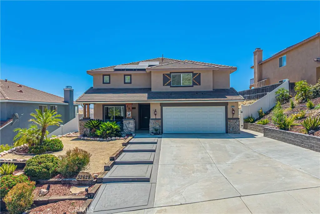 32628 Ridge Top Lane, Castaic, CA — listing photo 1
