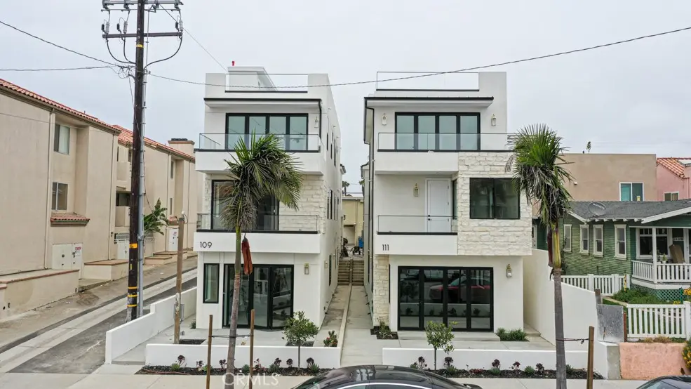 Single Family Residence for sale at 109 9th, Huntington Beach, CA featuring 3 beds and 4 baths