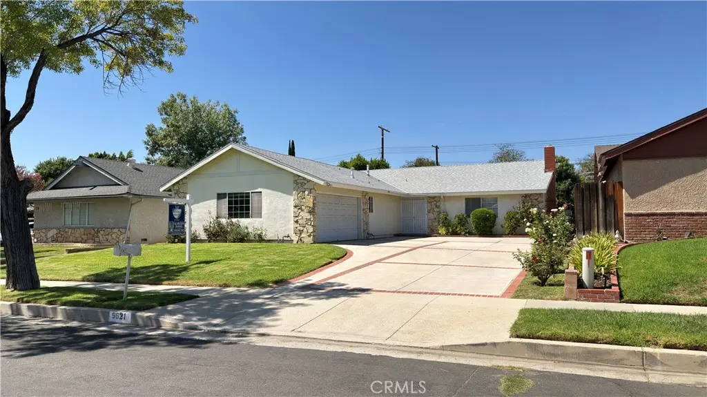 9621 Jumilla, Chatsworth, CA — listing photo 1