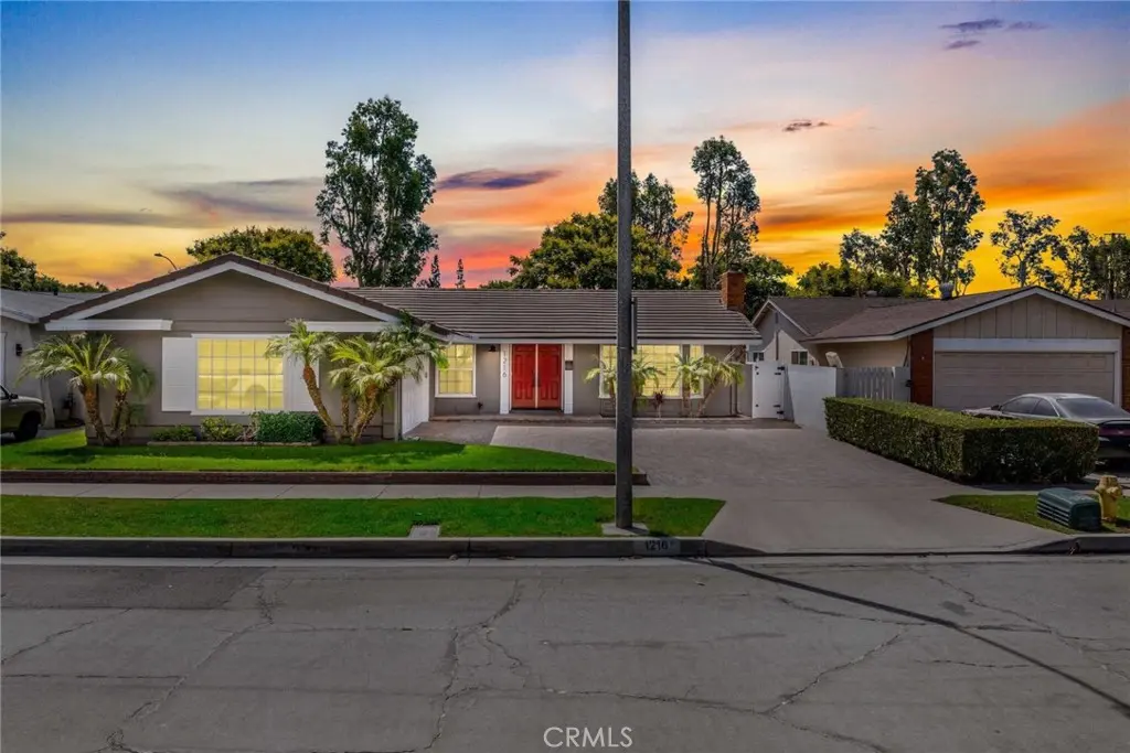 Single Family Residence for sale at 1216 E Clifpark Way, Anaheim, CA featuring 3 beds and 2 baths