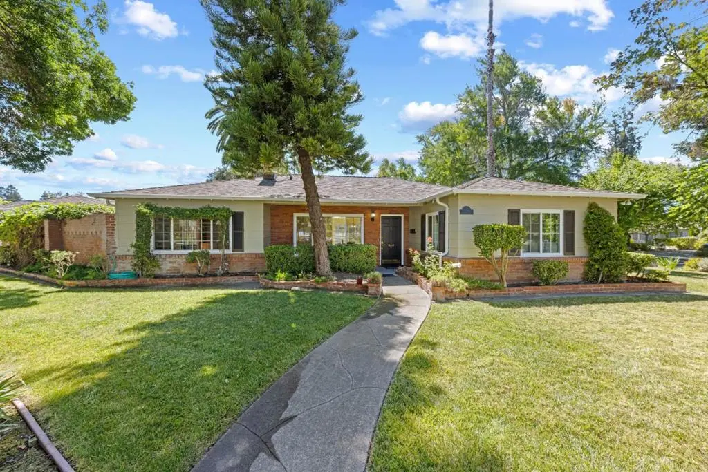 Single Family Residence for sale at 905 El Rio Drive, San Jose, CA featuring 3 beds and 2 baths