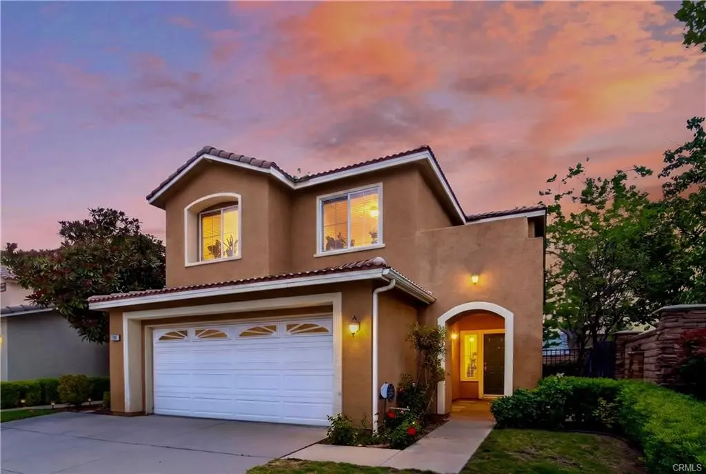 Single Family Residence for rent at 1908 Blazewood Street, Simi Valley, CA featuring 3 beds and 3 baths