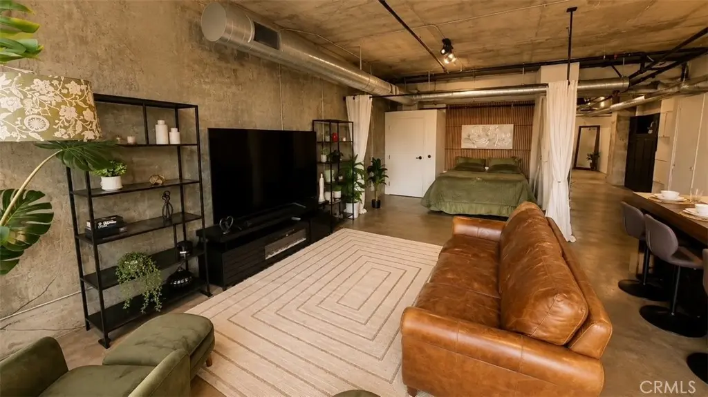Condominium for sale at 510 S Hewitt Street 316, Los Angeles, CA featuring 1 bed and 1 bath