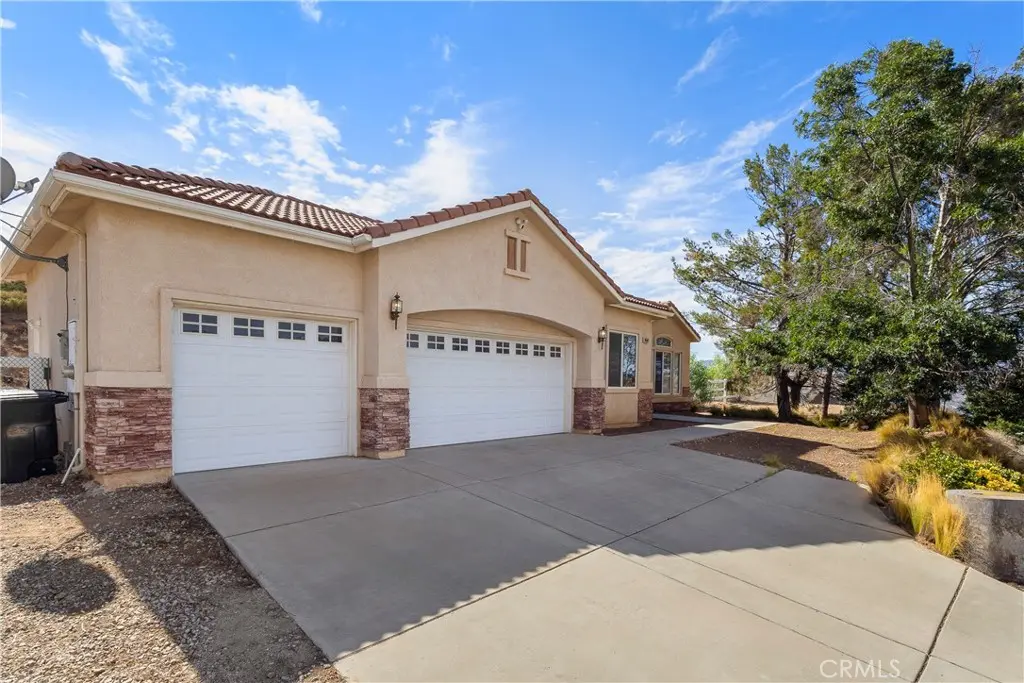34542 Katrina, Acton, CA — listing photo 1