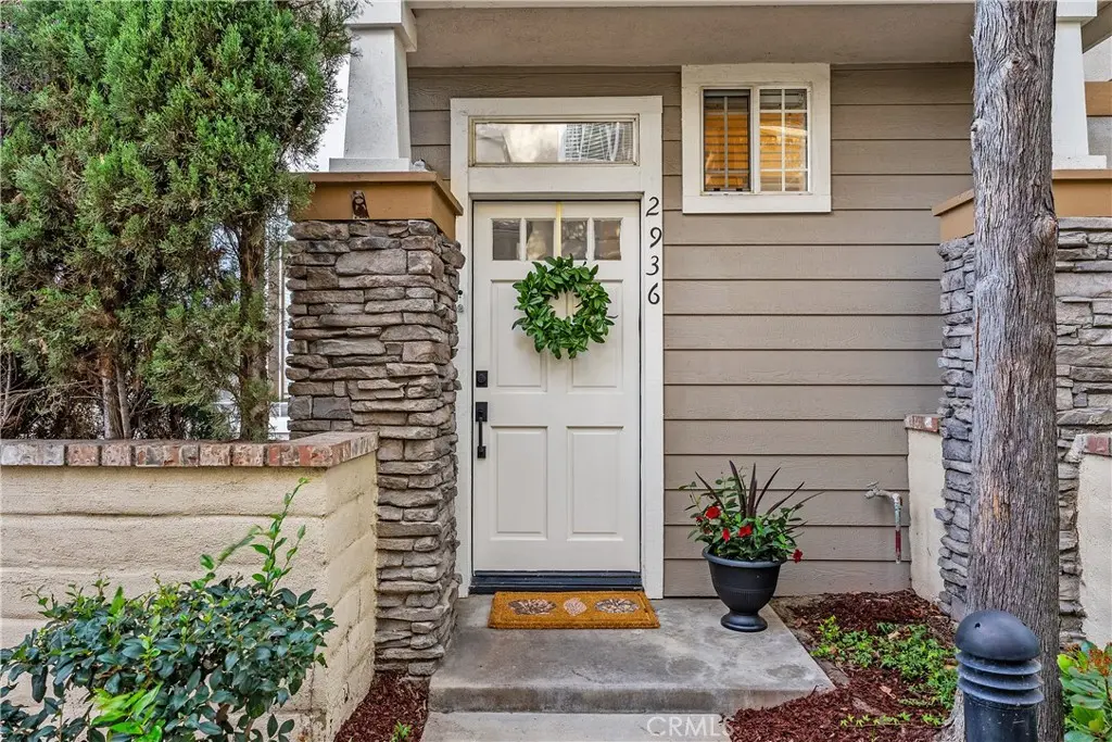 2936 Claremore Lane, Los Alamitos, CA — listing photo 1