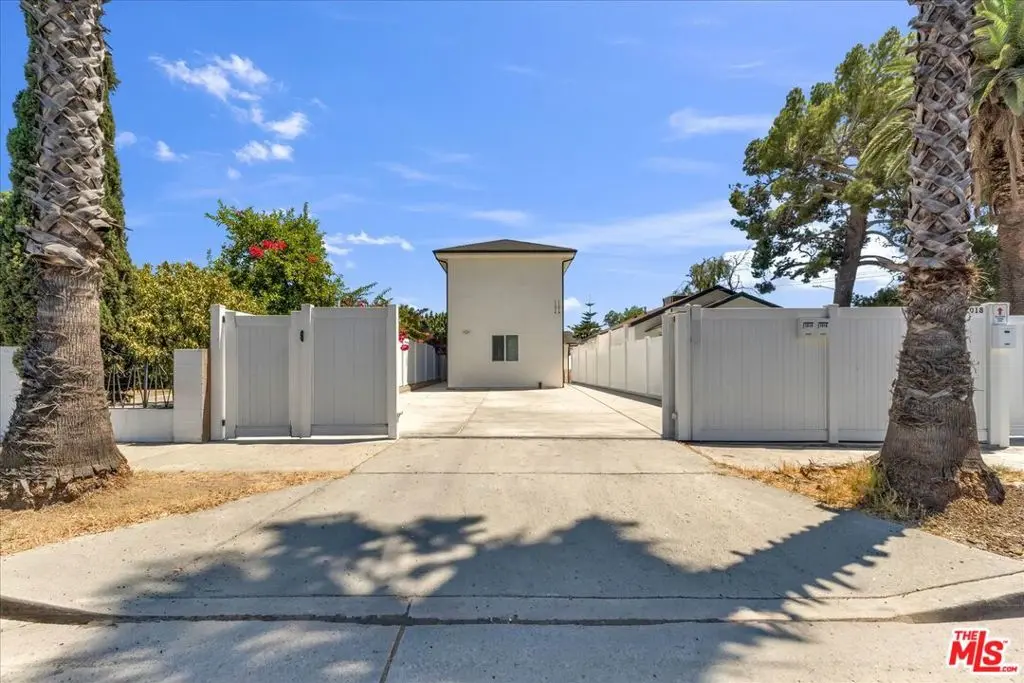 11016 Olinda Street, Sun Valley, CA — listing photo 1