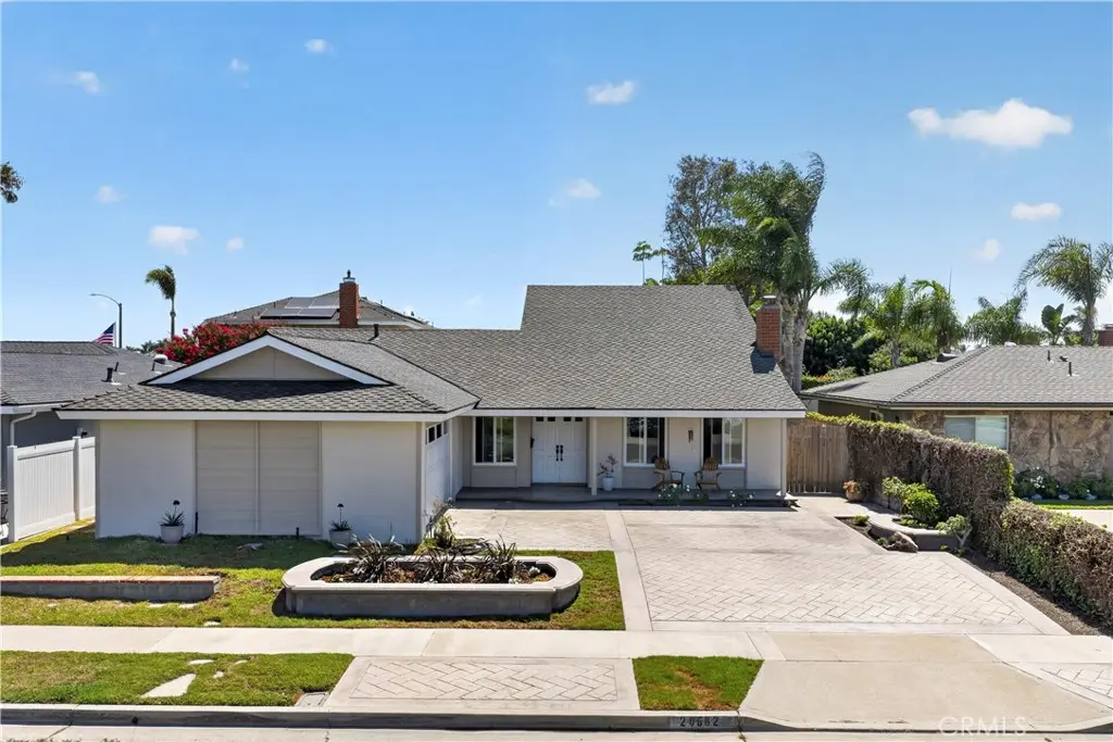 20682 Hopetown, Huntington Beach, CA — listing photo 1