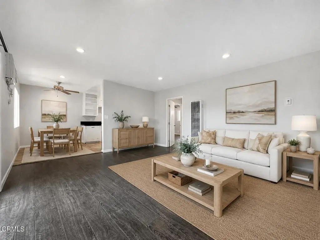 Apartment for rent at 580 N Los Robles Avenue 11, Pasadena, CA featuring 2 beds and 1 bath