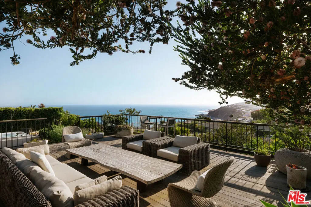 Residential Lease for rent at 221 Tranquillo Road, Los Angeles, Los Angeles County, CA featuring 3 beds and 4 baths