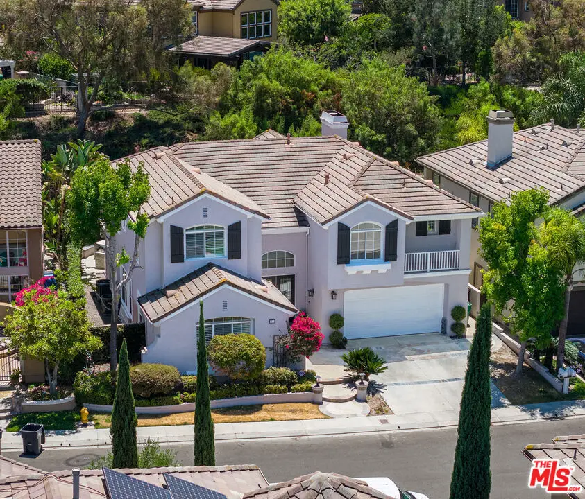 18 Westchester Court, Coto de Caza, CA — listing photo 1