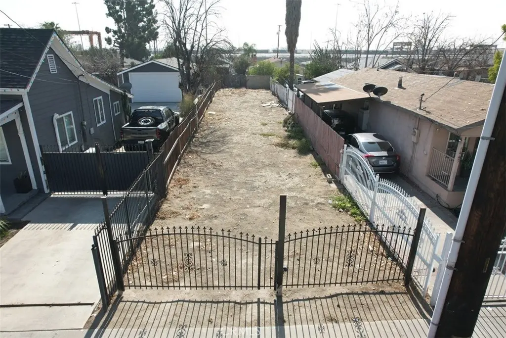 1445 W 5th, San Bernardino, CA — listing photo 1