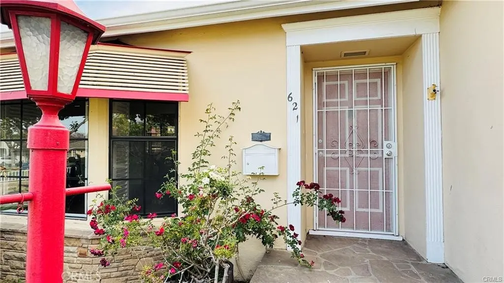 Residential Lease for rent at 621 N Almansor, Alhambra, Los Angeles County, CA featuring 3 beds and 2 baths