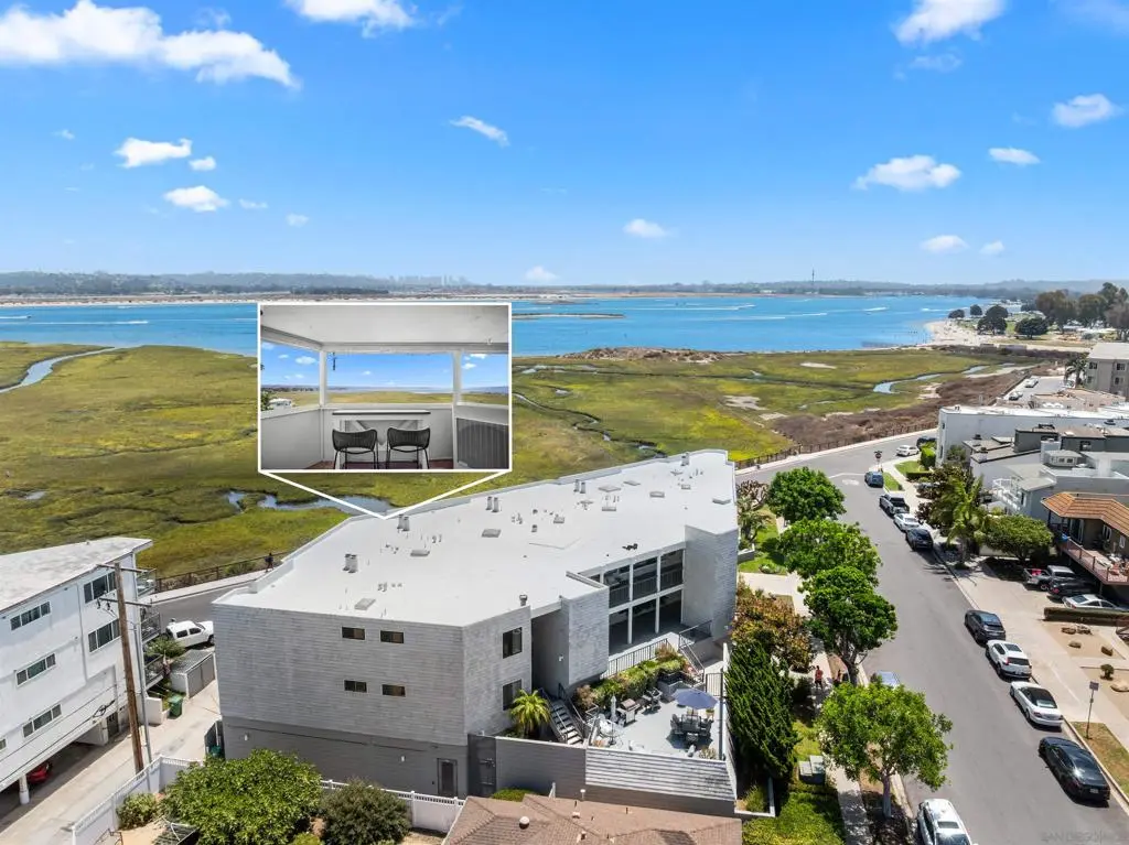 Condominium for sale at 3955 Honeycutt St 202, San Diego, CA featuring 2 beds and 2 baths