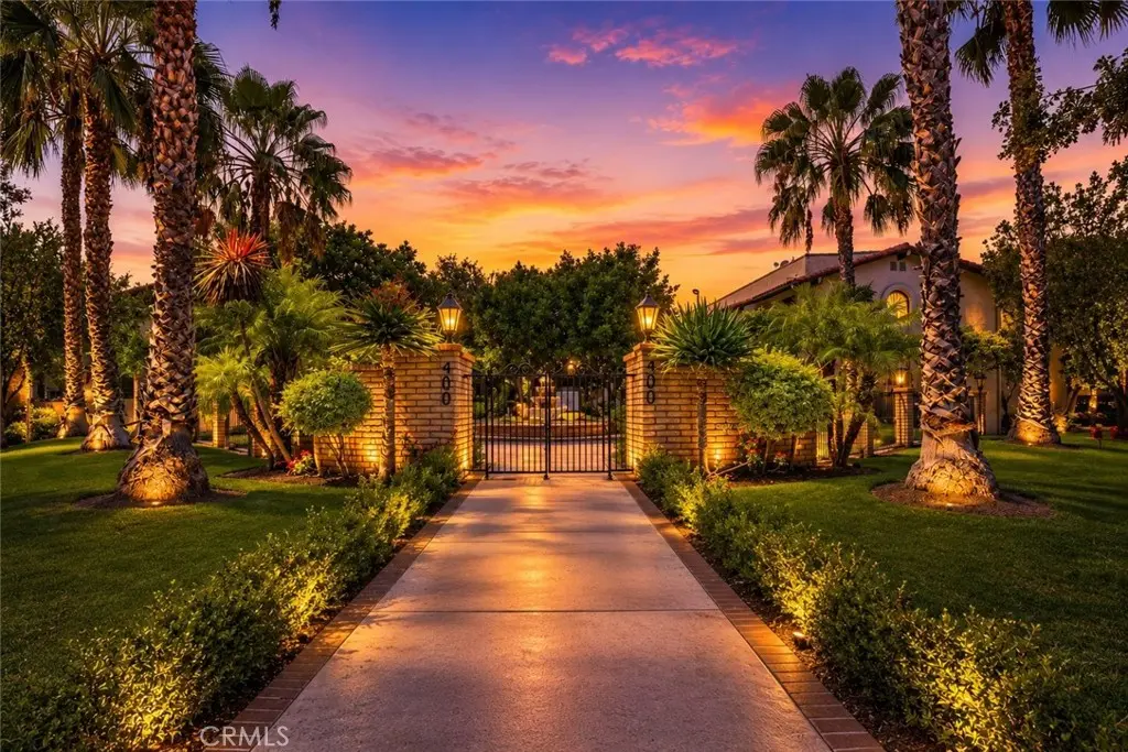 400 S Flower 74, Orange, CA — listing photo 1