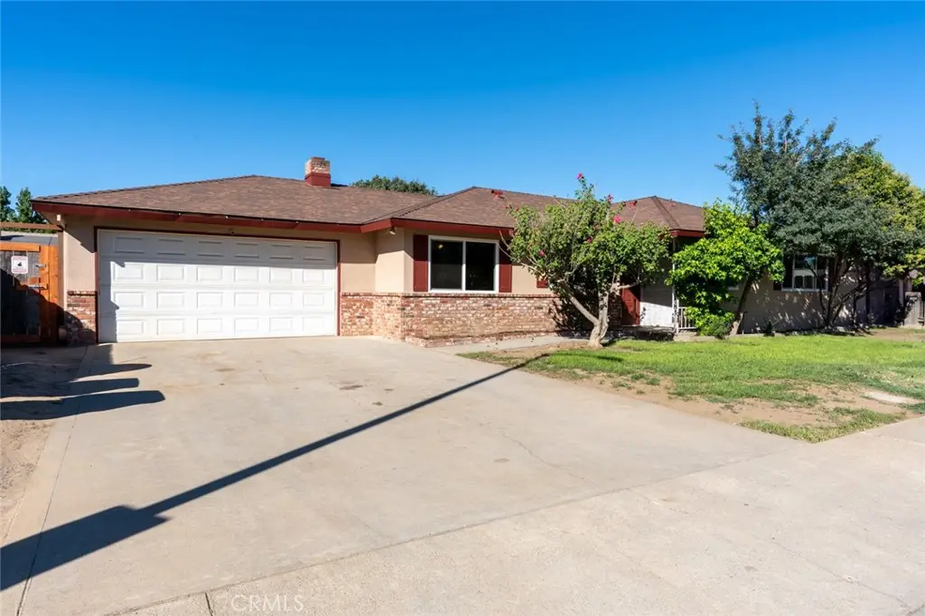 544 Adams Drive, Chowchilla, CA — listing photo 1