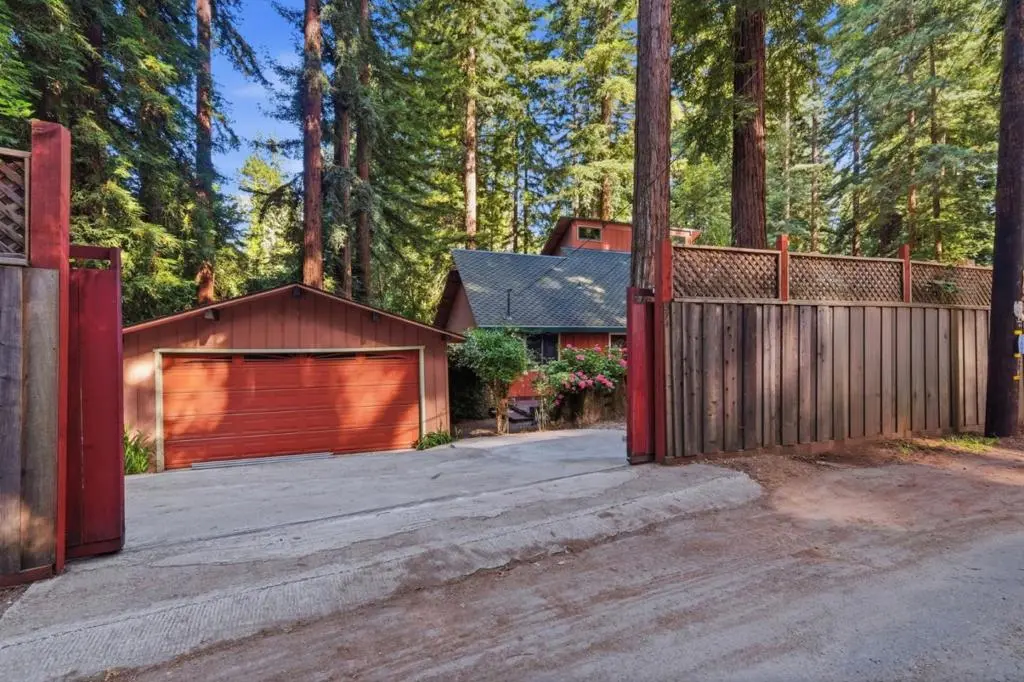 374 Teilh Drive, Boulder Creek, CA — listing photo 1
