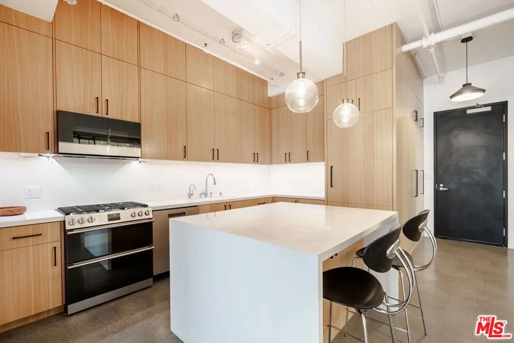 Condominium for sale at 849 S Broadway 603, Los Angeles, CA featuring 3 beds and 2 baths