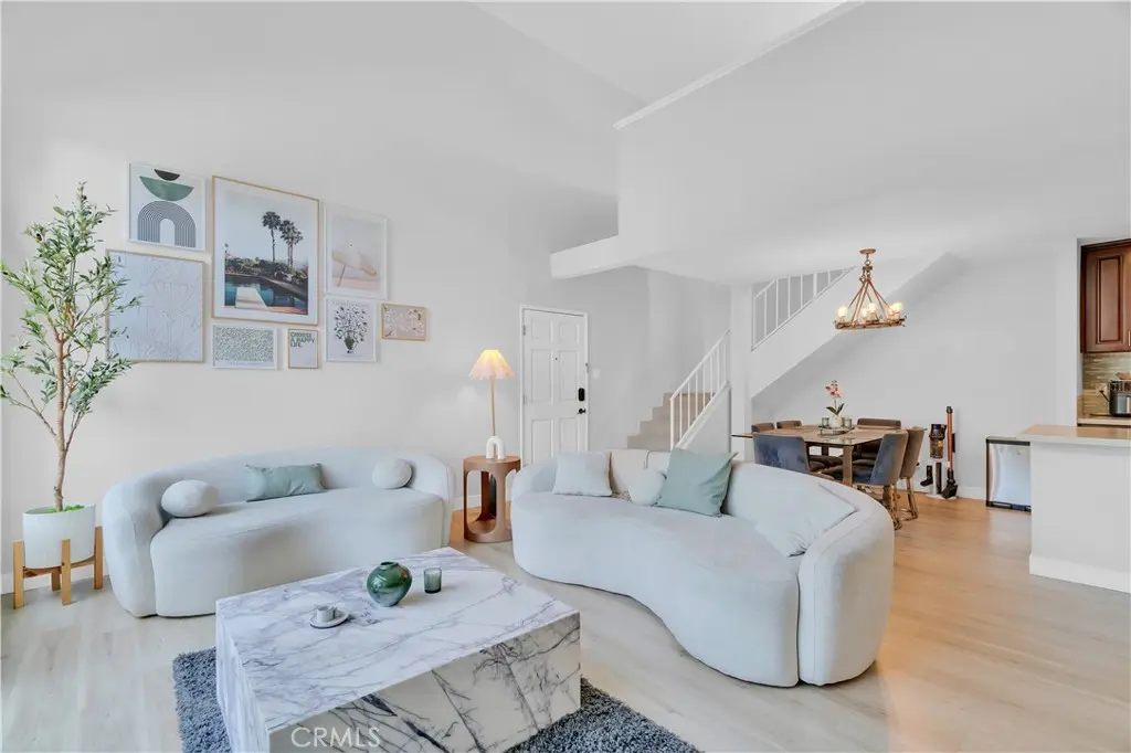 Residential Lease for rent at 5700 Etiwanda Avenue 252, Los Angeles, Los Angeles County, CA featuring 3 beds and 2 baths