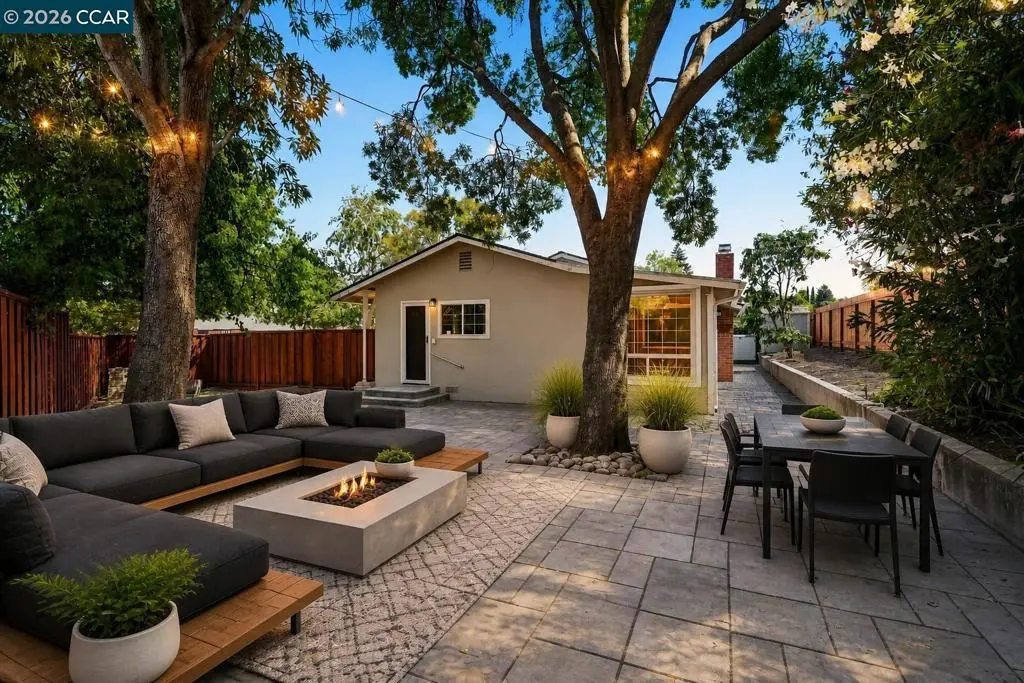 Single Family Residence for sale at 1226 Cheshire Court, Concord, CA featuring 3 beds and 2 baths