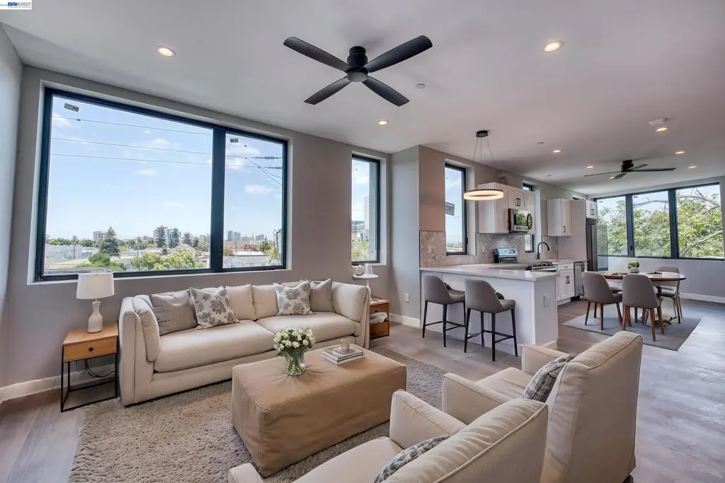 Residential Lease for rent at 4202 Telegraph Ave, Oakland, CA featuring 2 beds and 1 bath