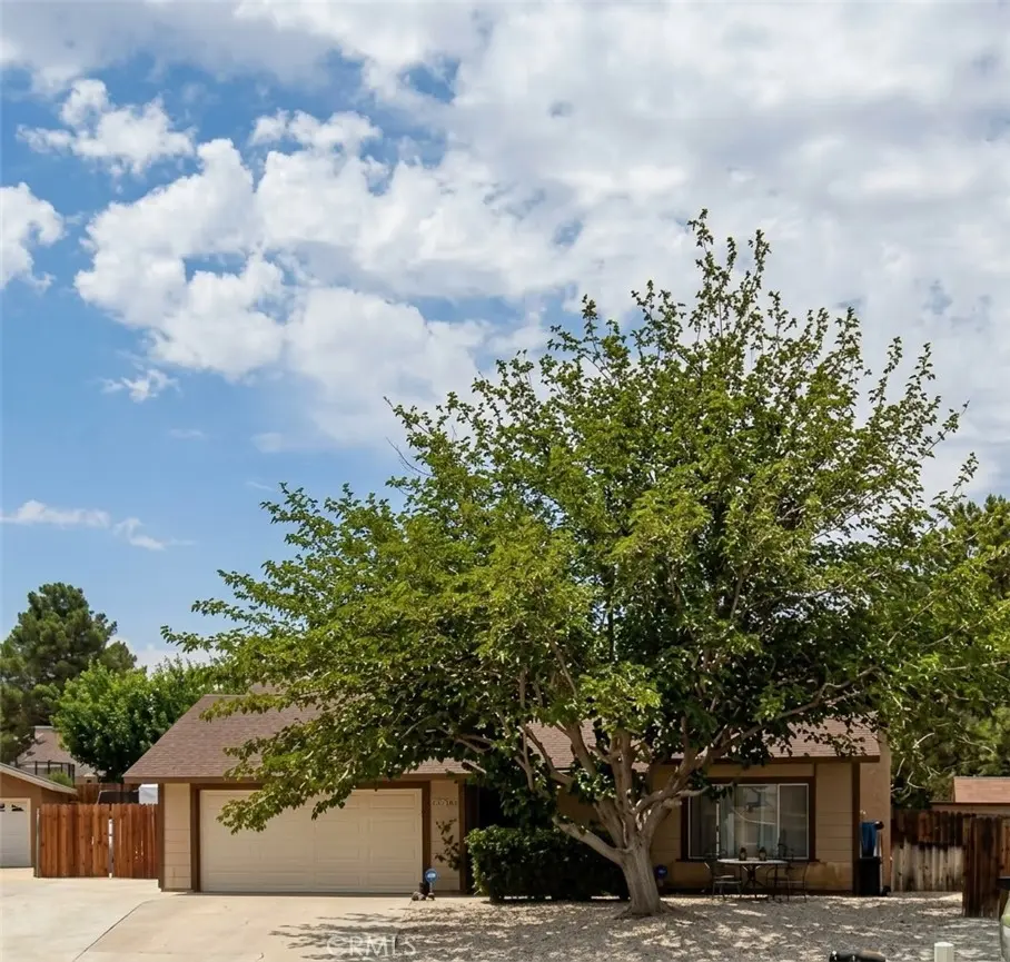 15016 Whitekirk, Victorville, CA — listing photo 1