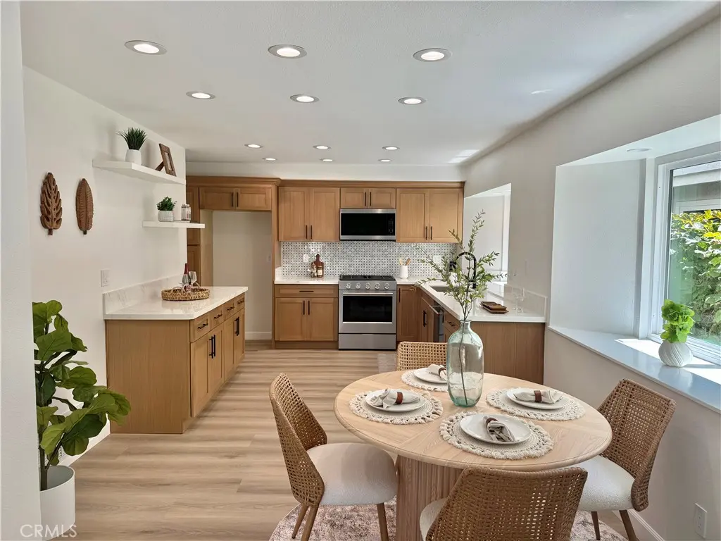 2687 Orange b, Costa Mesa, CA — listing photo 1