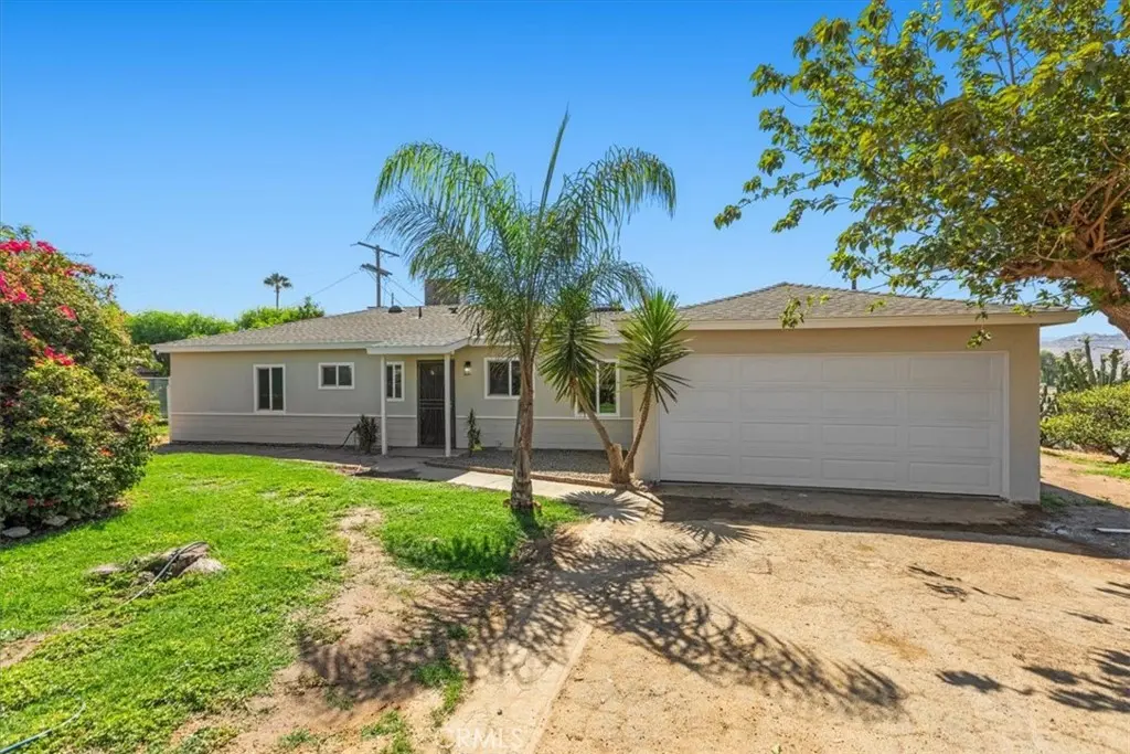 Single Family Residence for sale at 2990 Avalon, Jurupa Valley, CA featuring 3 beds and 2 baths