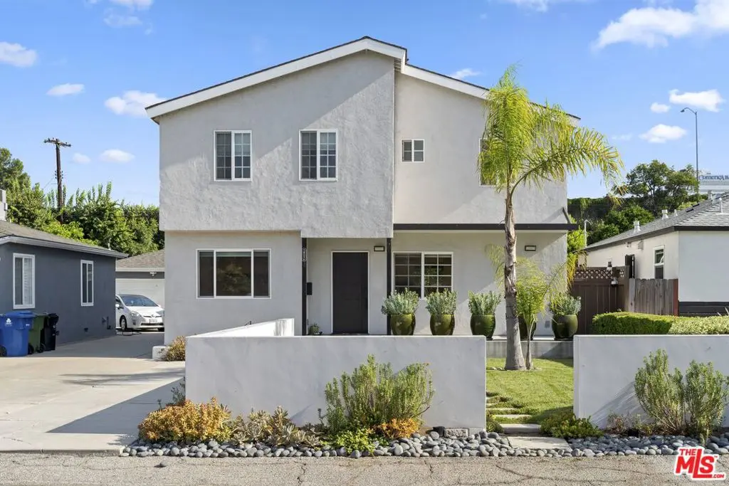 15216 Morrison Street, Los Angeles, CA — listing photo 1