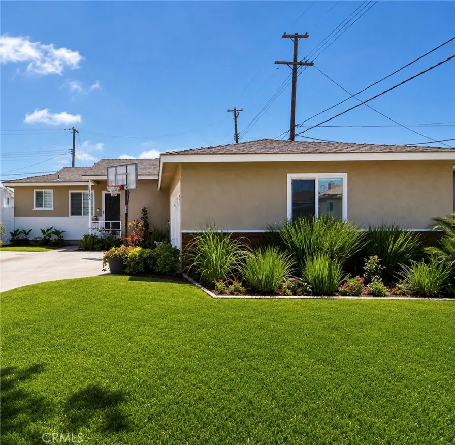 Single Family Residence for sale at 18406 Florwood Avenue, Torrance, CA featuring 3 beds and 2 baths