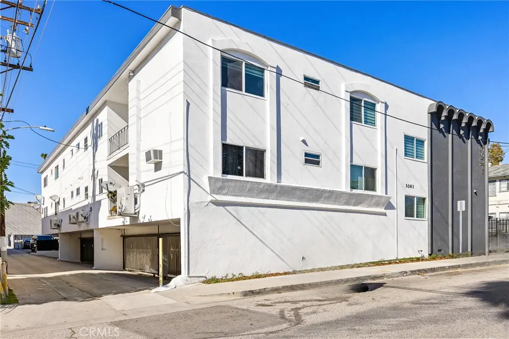 1063 Justin Avenue, Glendale, CA — listing photo 1