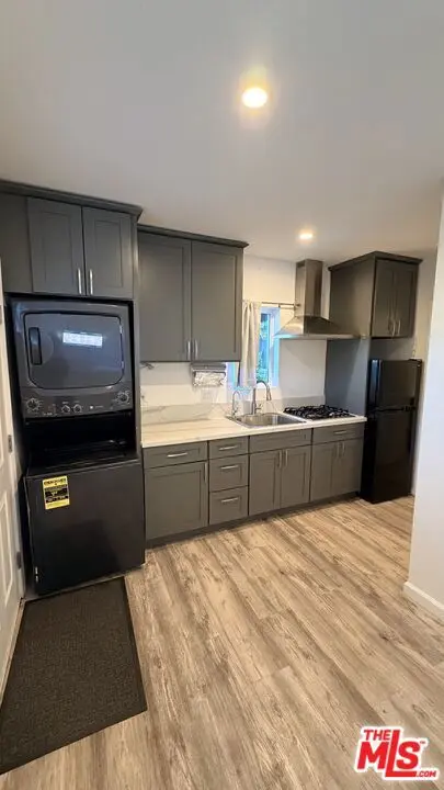 10937 1/2 Whitaker Avenue, Granada Hills, CA — listing photo 1