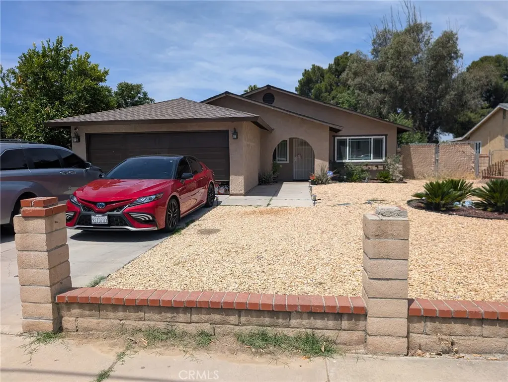 925 S San Jacinto, Hemet, CA — listing photo 1