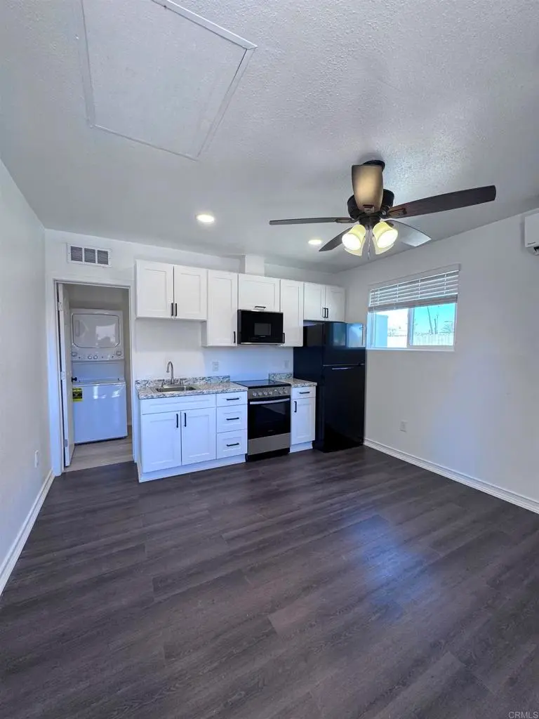 410 S 14th St, Brawley, CA — listing photo 1