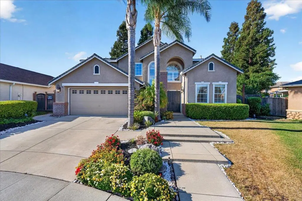 Single Family Residence for sale at 1301 Peregrine Drive, Gilroy, CA featuring 5 beds and 3 baths