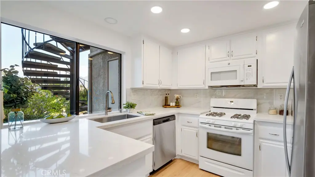 27861 Esporlas, Mission Viejo, CA — listing photo 1