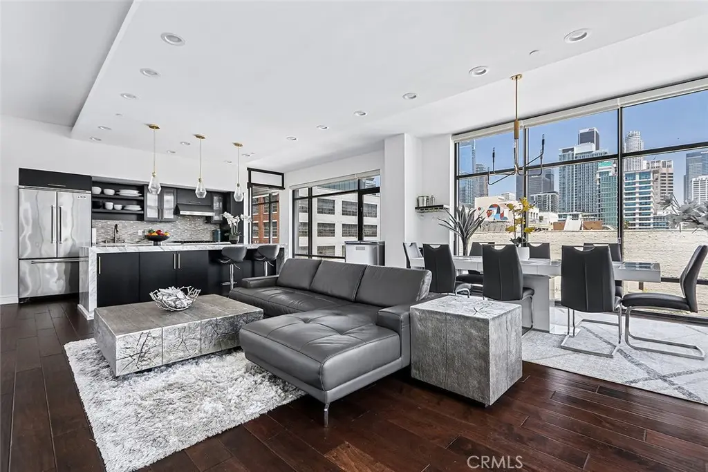 1111 S Grand Avenue 511, Los Angeles, CA — listing photo 1