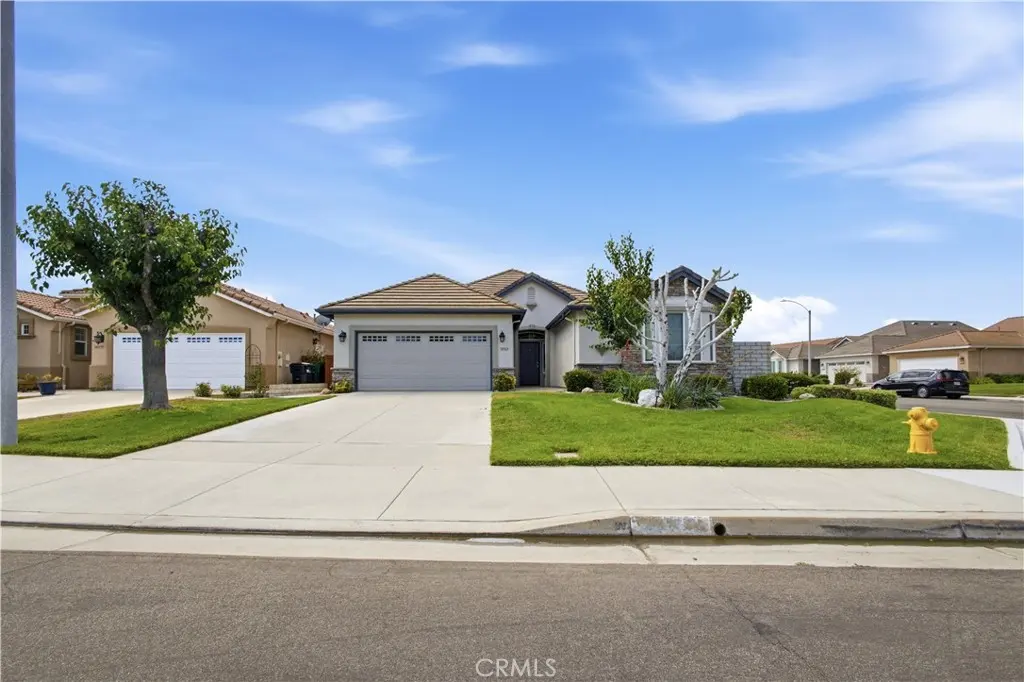 Single Family Residence for sale at 30365 Glen Ellen Circle, Murrieta, CA featuring 3 beds and 2 baths