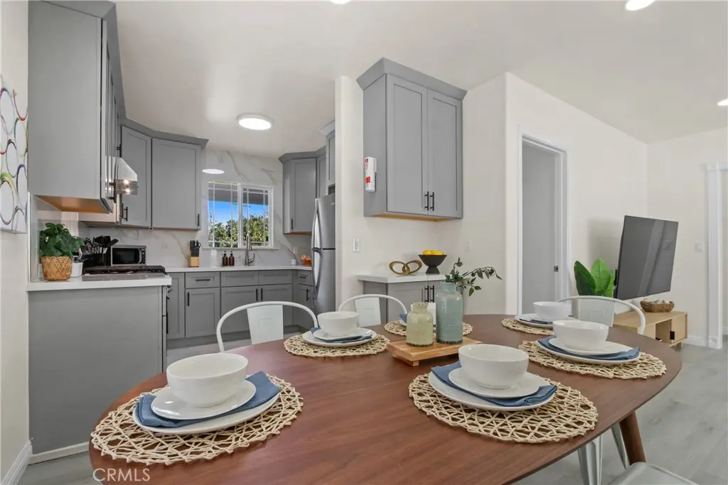 Residential Lease for rent at 3726 Ellis Lane A, Rosemead, Los Angeles County, CA featuring 3 beds and 2 baths