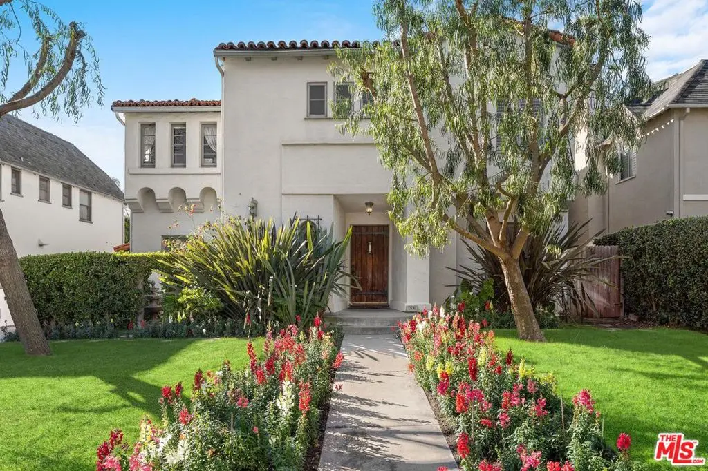 Residential Lease for rent at 537 N June Street, Los Angeles, Los Angeles County, CA featuring 5 beds and 4 baths