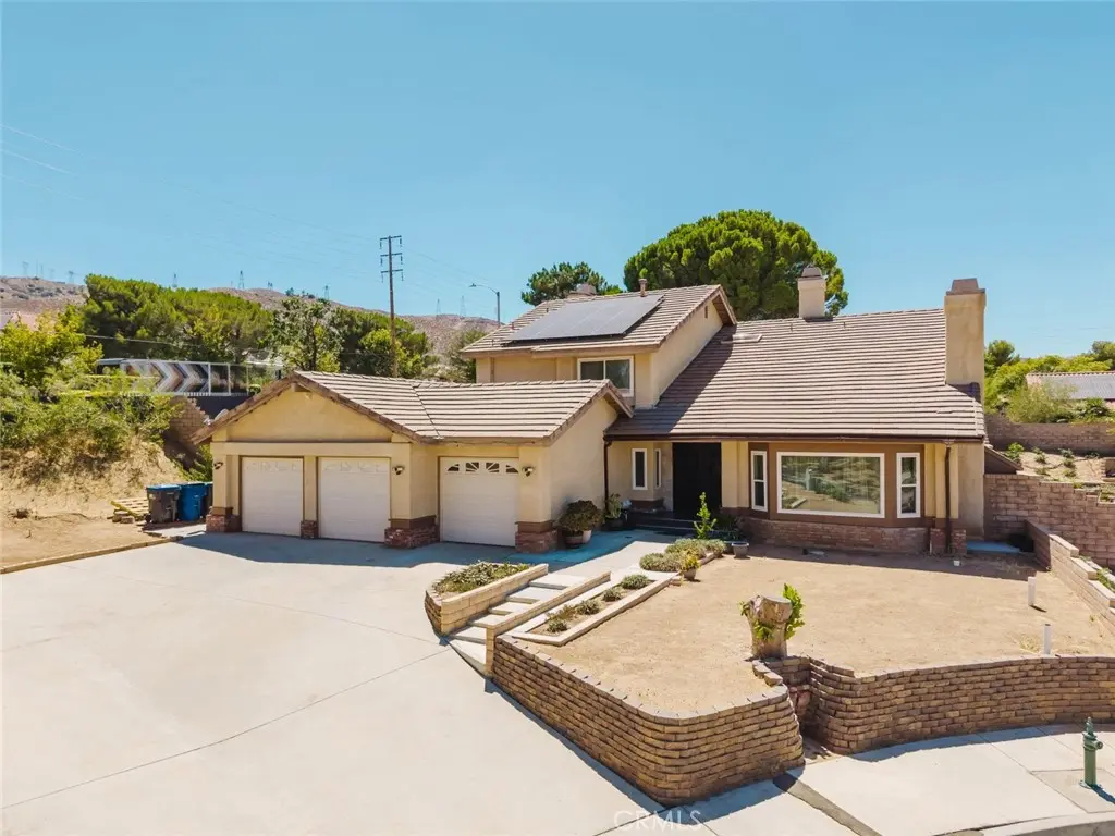 41201 Laidlaw Lane, Quartz Hill, CA — listing photo 1