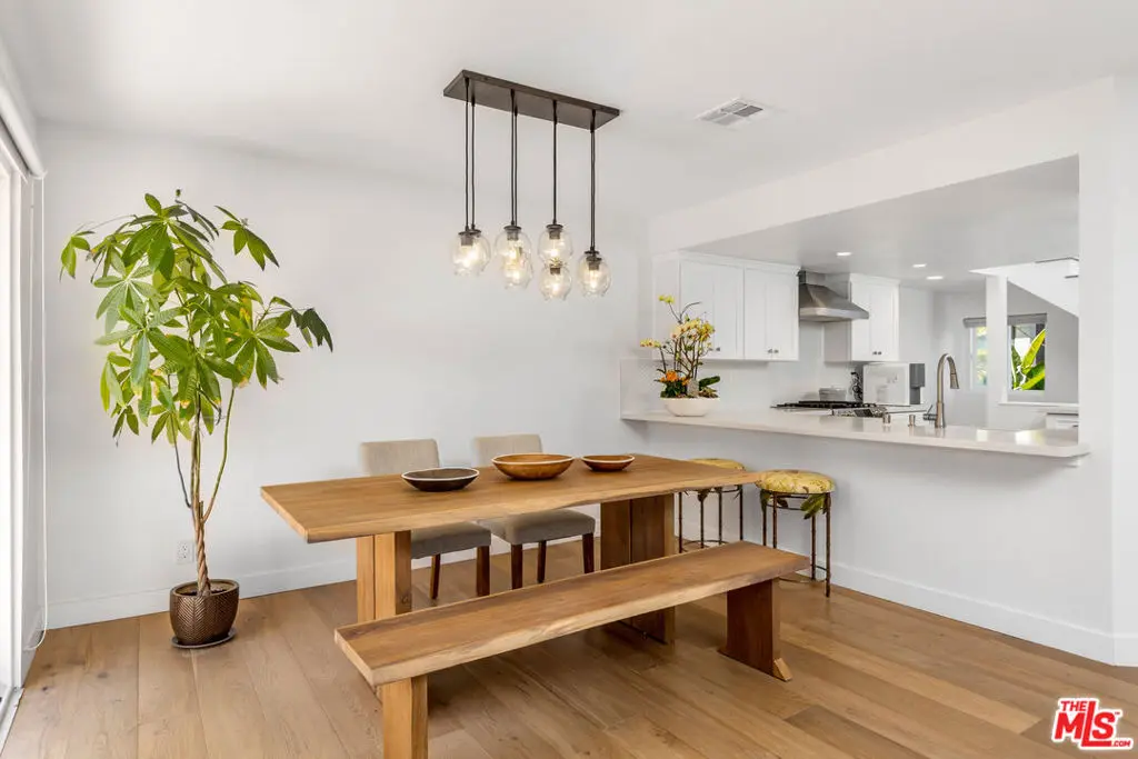 Condominium for rent at 1240 24th Street 1, Santa Monica, CA featuring 3 beds and 3 baths