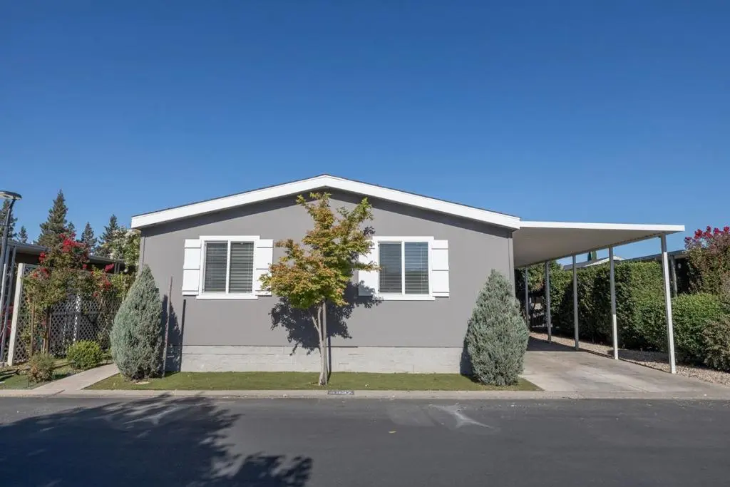 3837 Moana Way 31, Modesto, CA — listing photo 1