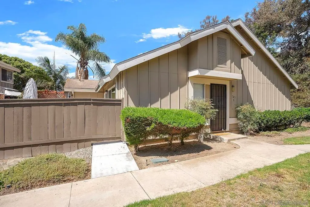 7471 Tooma St Unit B, San Diego, CA — listing photo 1