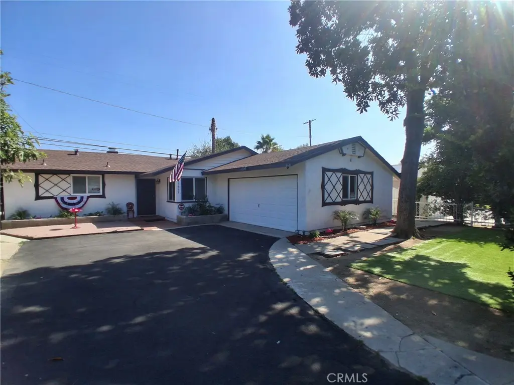 11662 Glamis Street, Sylmar, CA — listing photo 1