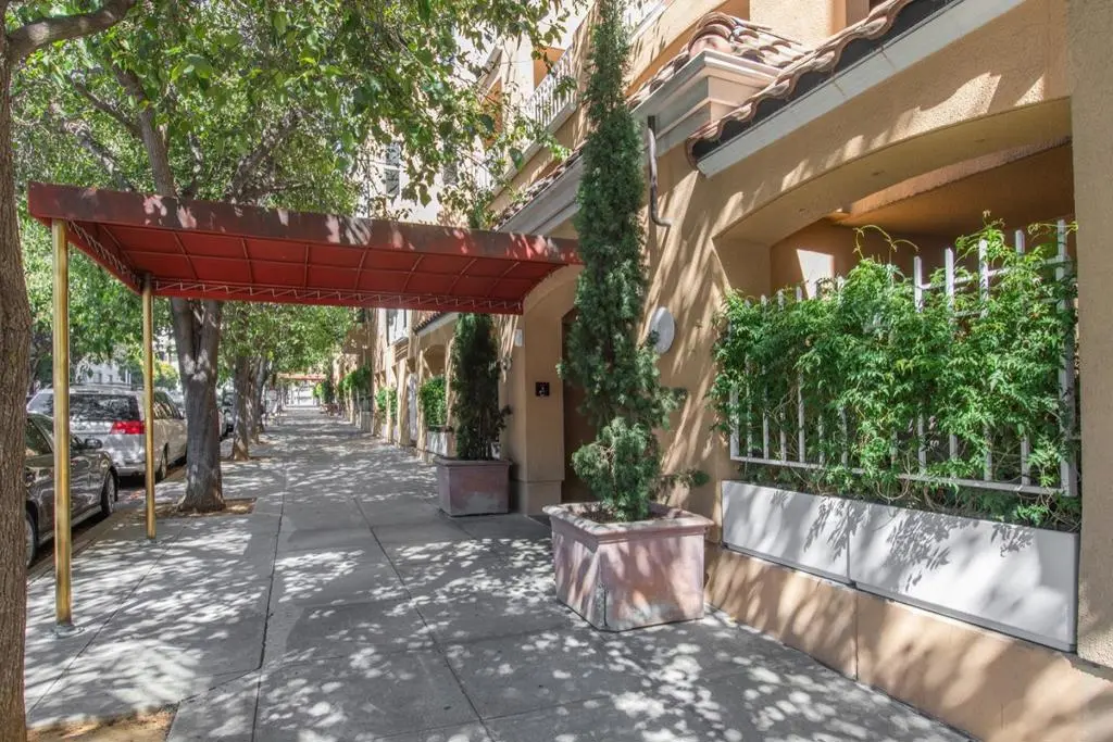 Condominium for sale at 600 Chestnut Street 110, San Francisco, CA featuring 1 bed and 2 baths