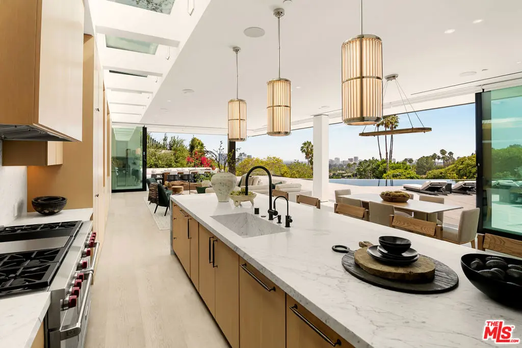 Single Family Residence for sale at 1200 Laurel Way, Beverly Hills, CA featuring 6 beds and 9 baths