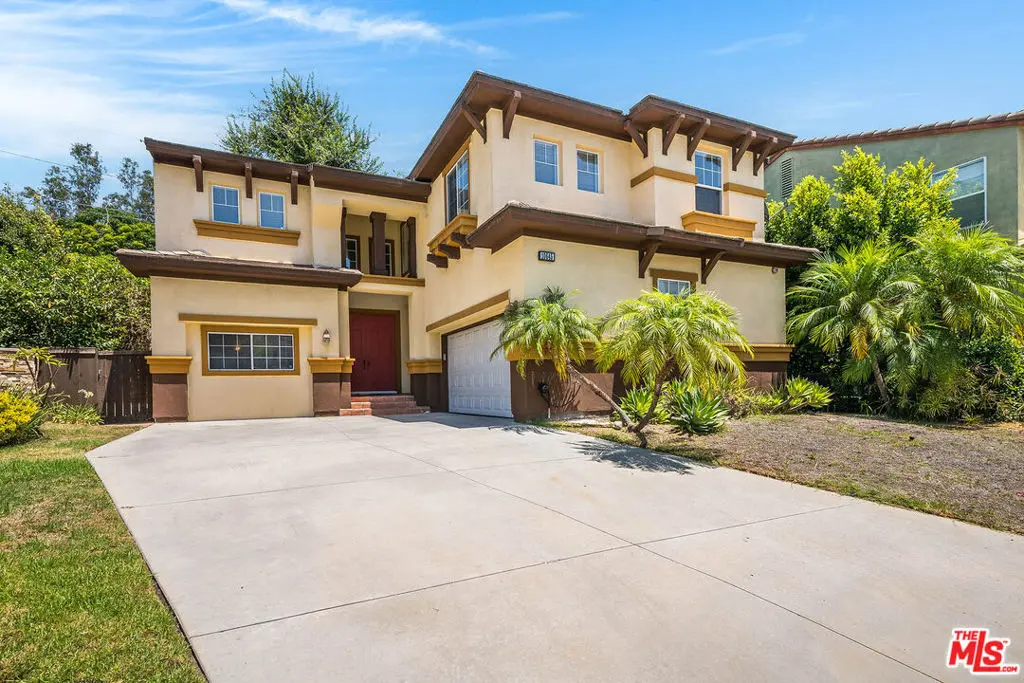Single Family Residence for rent at 10645 Chiquita Street, Los Angeles, CA featuring 3 beds and 3 baths
