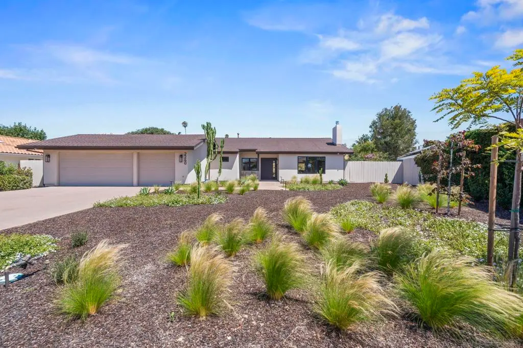 Single Family Residence for rent at 2260 Calle Tiara, La Jolla, CA featuring 4 beds and 3 baths